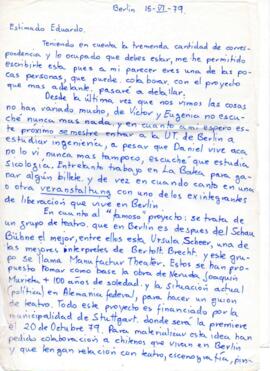 Solicitud de Tito a Eduardo Carrasco de material para obra de teatro